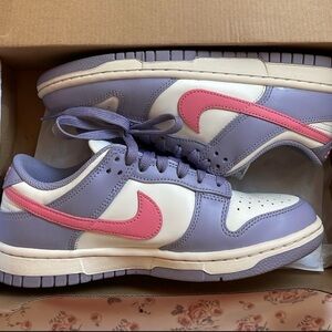 Women’s Nike Dunks